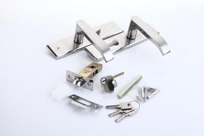 家庭室內裝修門鎖選擇指南 執手鎖配鑰匙的五金交電要點